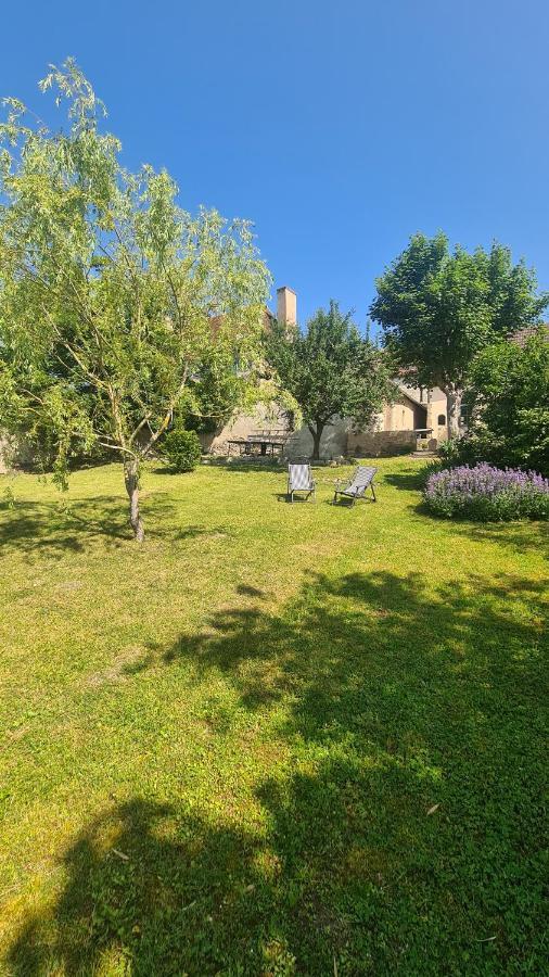 Gite L'Annexe Du Prieure Besson Exterior photo